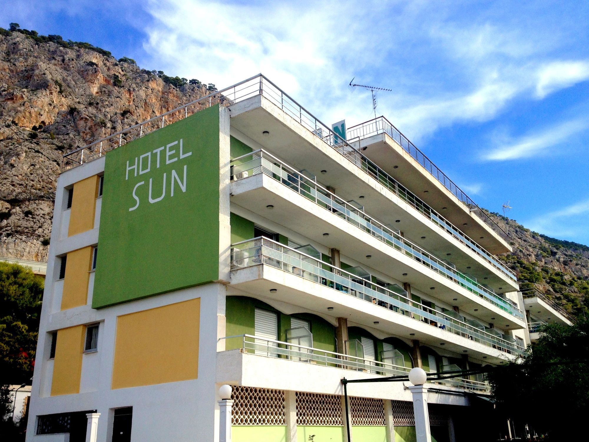 Hotel Sun Kinéta Kültér fotó